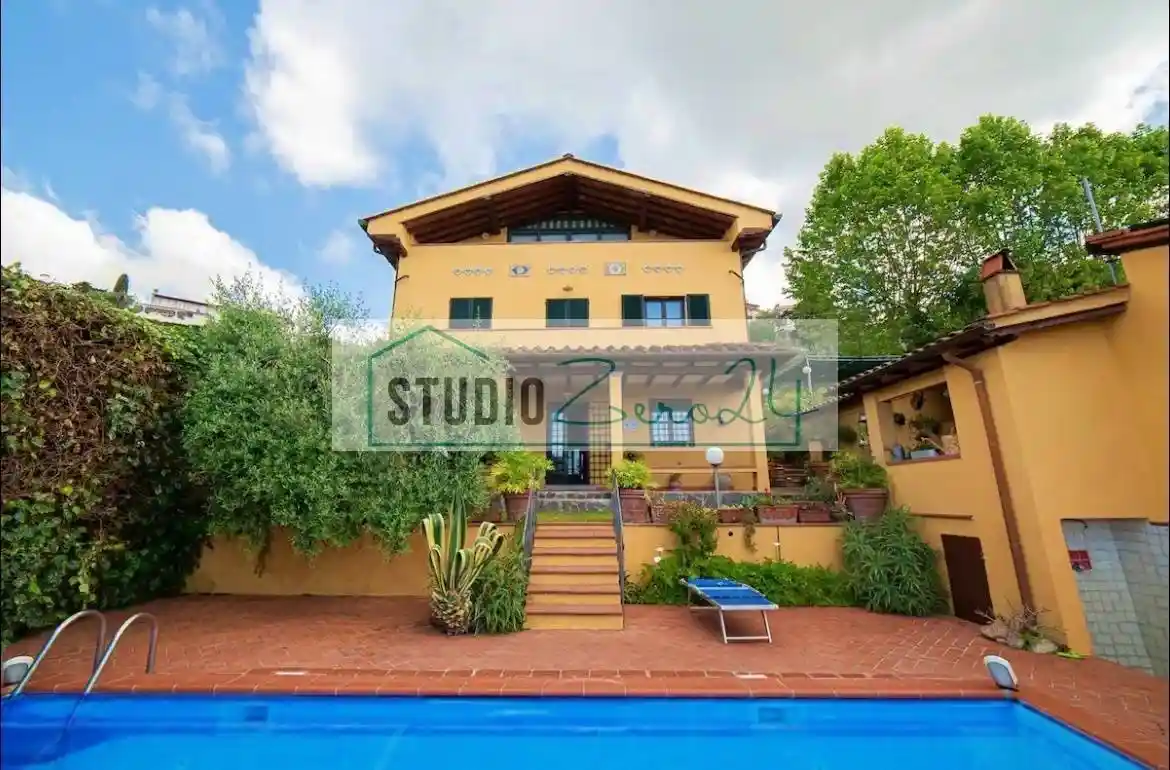 Villa in vendita a Massarosa