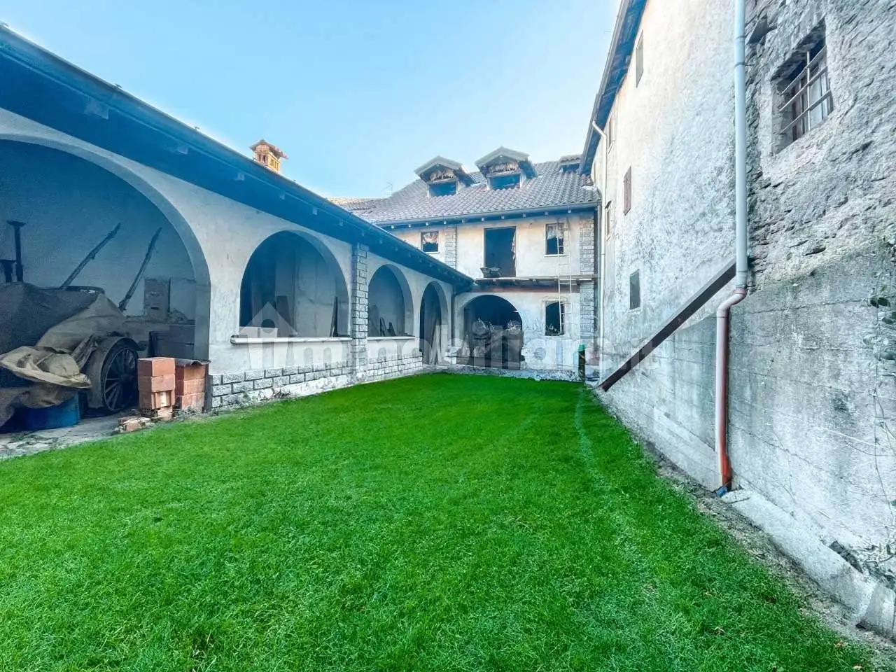 Rustico - Casale in vendita a Pogno