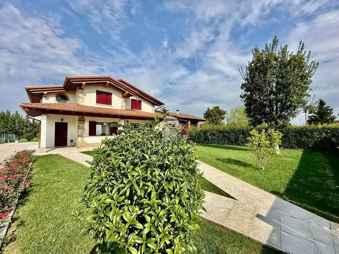 Villa in vendita a Saccolongo