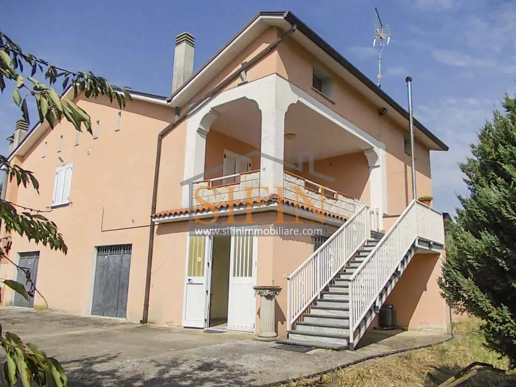 Casa indipendente in vendita a Melito Irpino