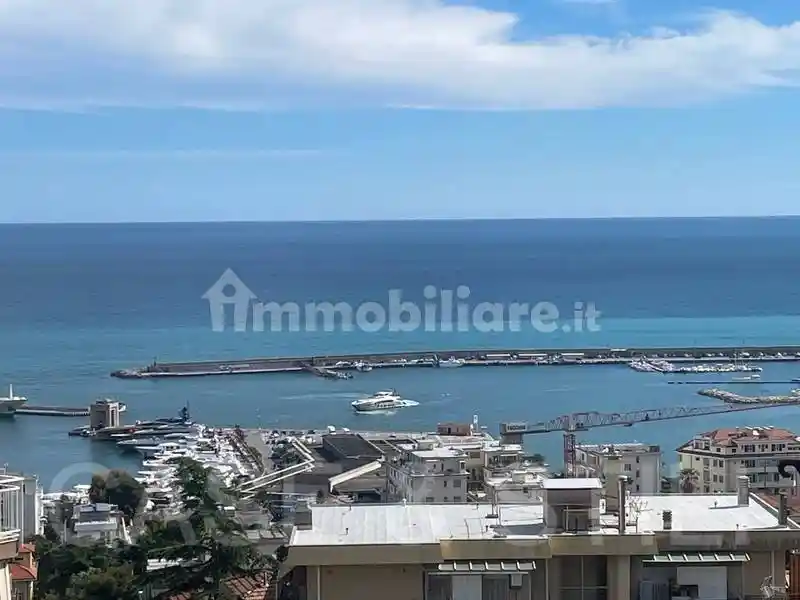 Appartamento in vendita a Sanremo