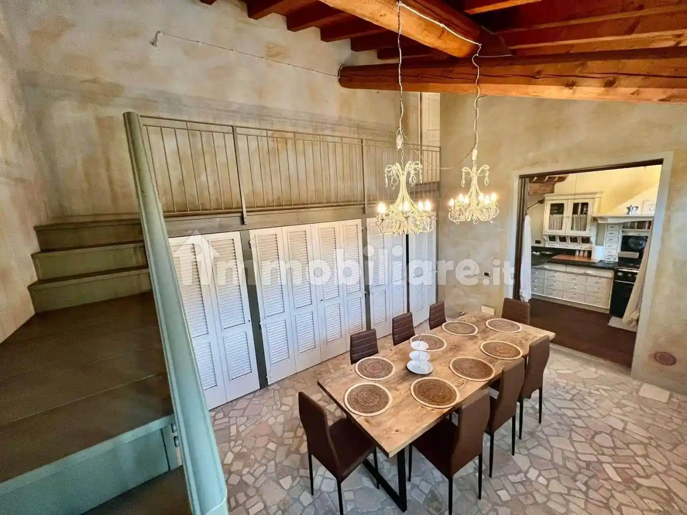 Casa indipendente in vendita a Desenzano del Garda