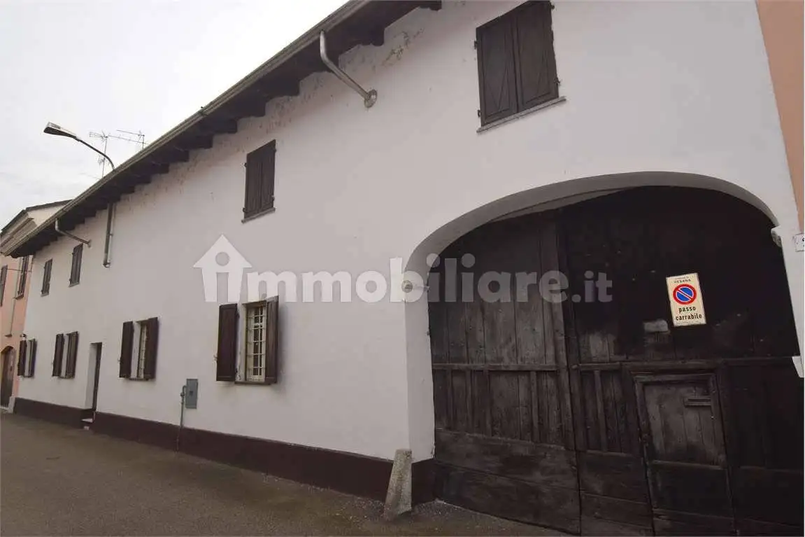 Rustico - Casale in vendita a Desana