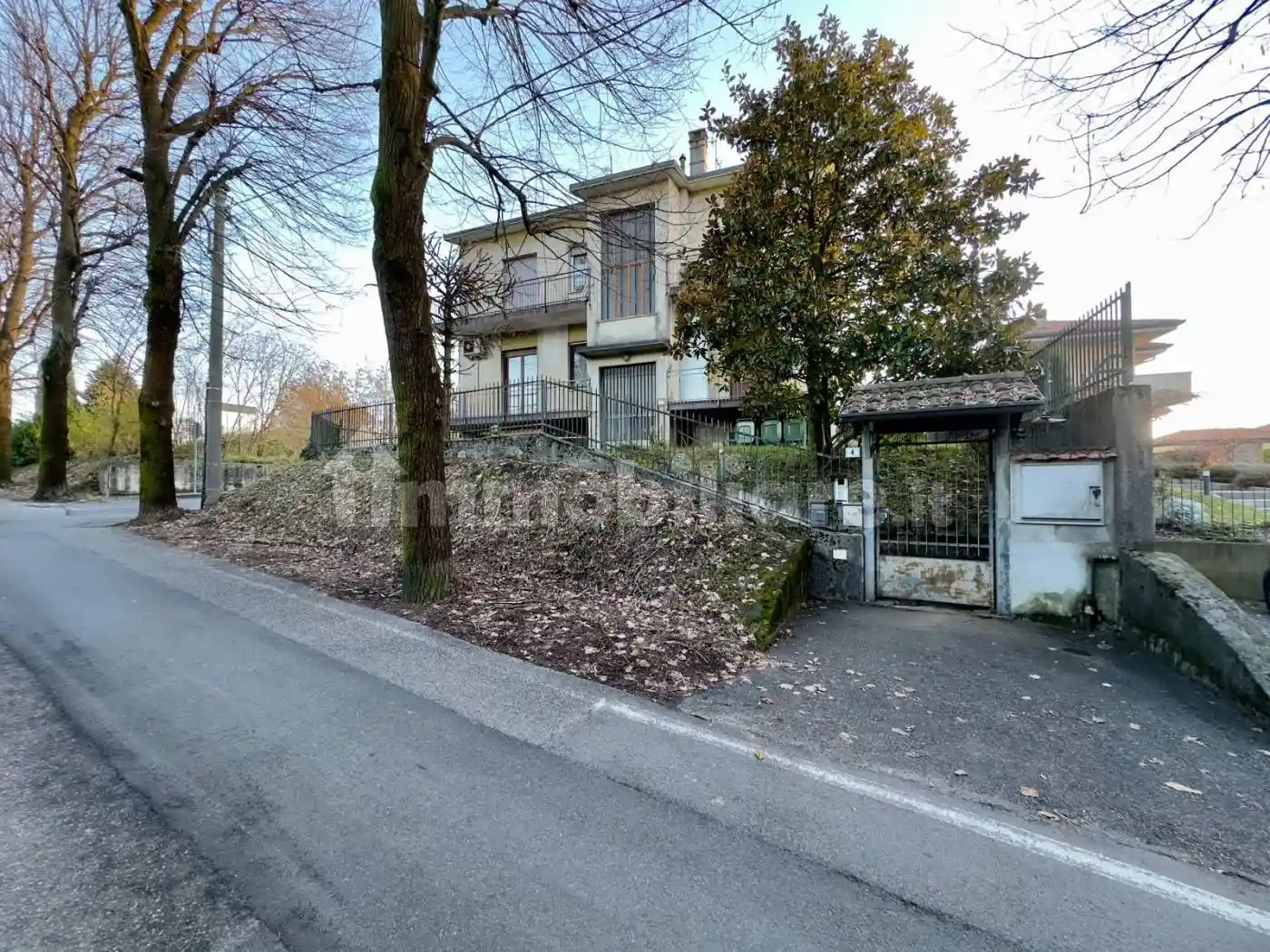 Appartamento in vendita a Carate Brianza