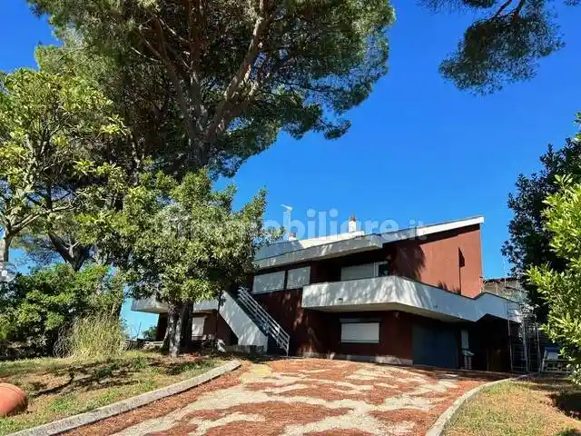 Villa in vendita a Morlupo