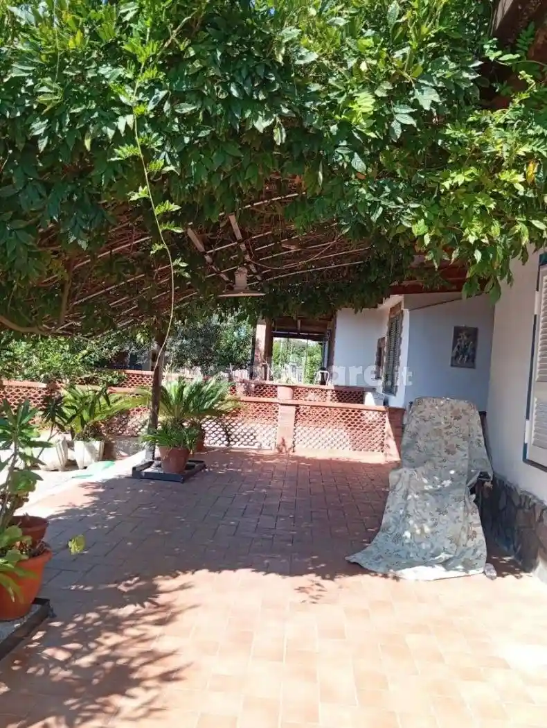 Villa in vendita a Pozzuoli