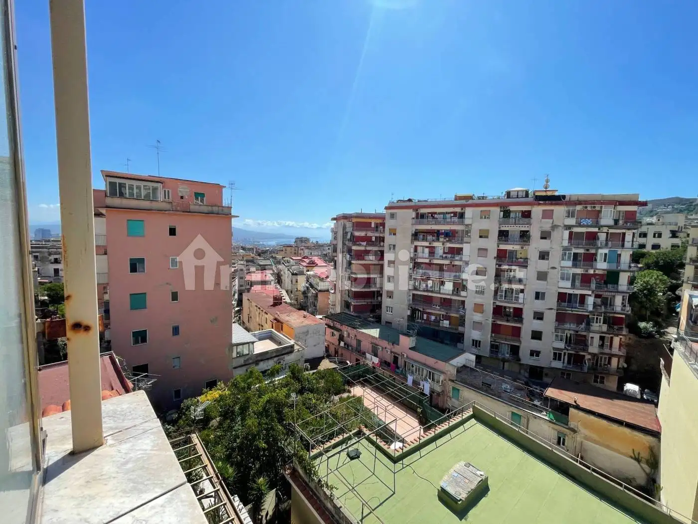 Appartamento in vendita a Napoli