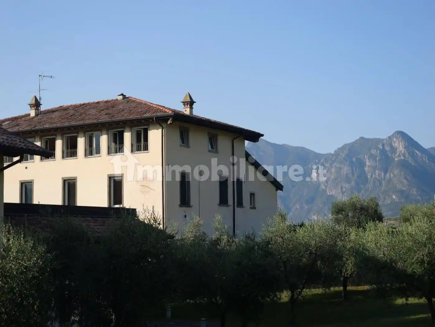 Appartamento in affitto a Monte Isola