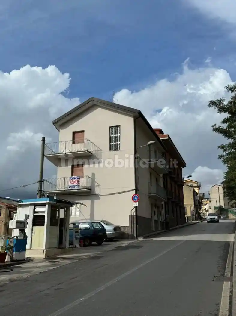 Palazzo - Edificio in vendita a Troina