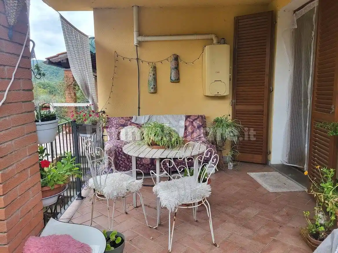 Appartamento in vendita a Vernio