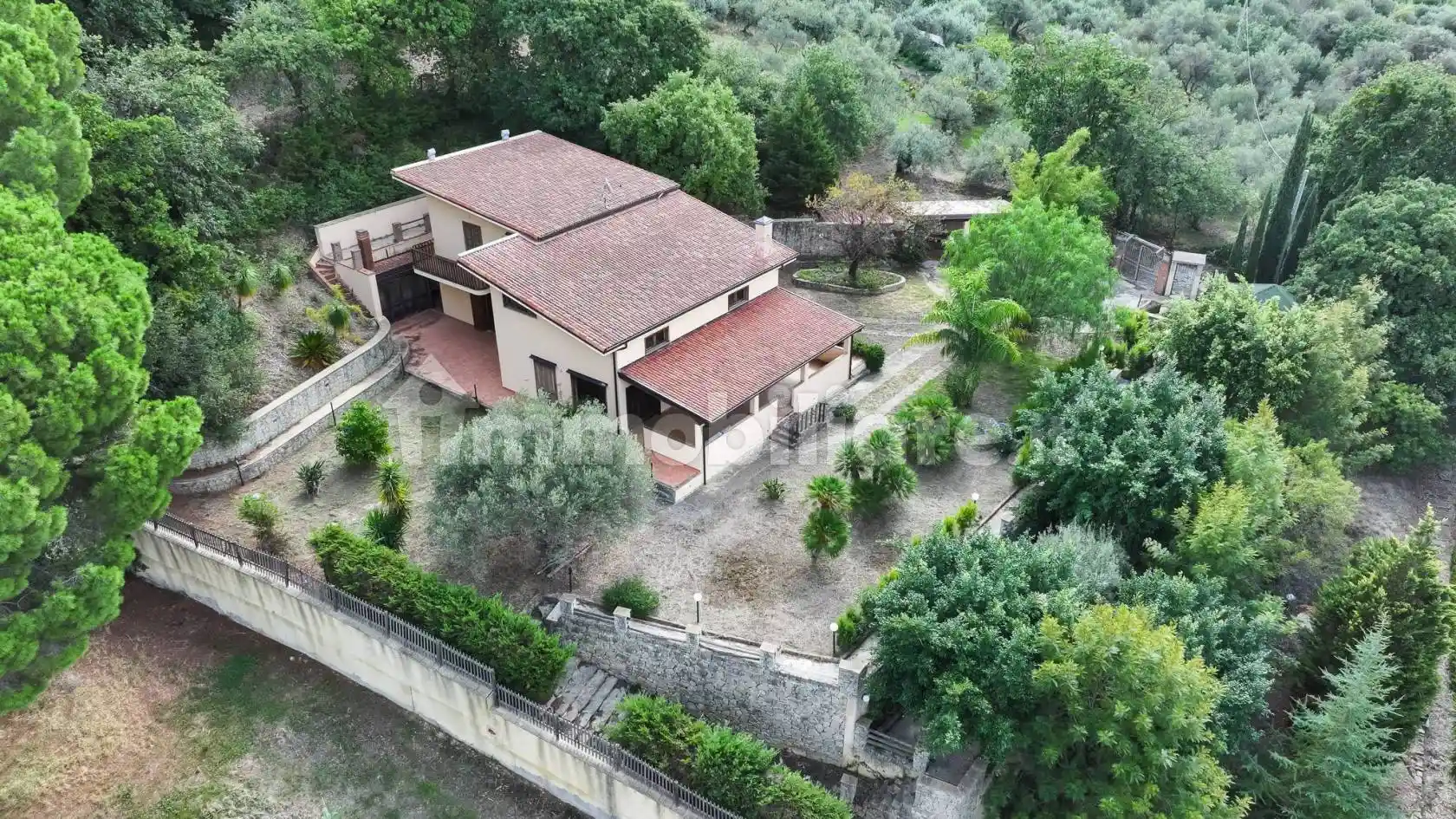 Villa in vendita a Barcellona Pozzo di Gotto