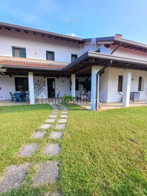 Villa unifamiliare, ottimo stato, 250 m², Valvasone, Valvasone Arzene - foto 2