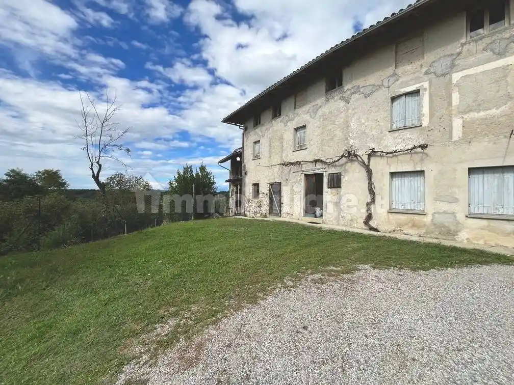 Rustico - Casale in vendita a Cassacco