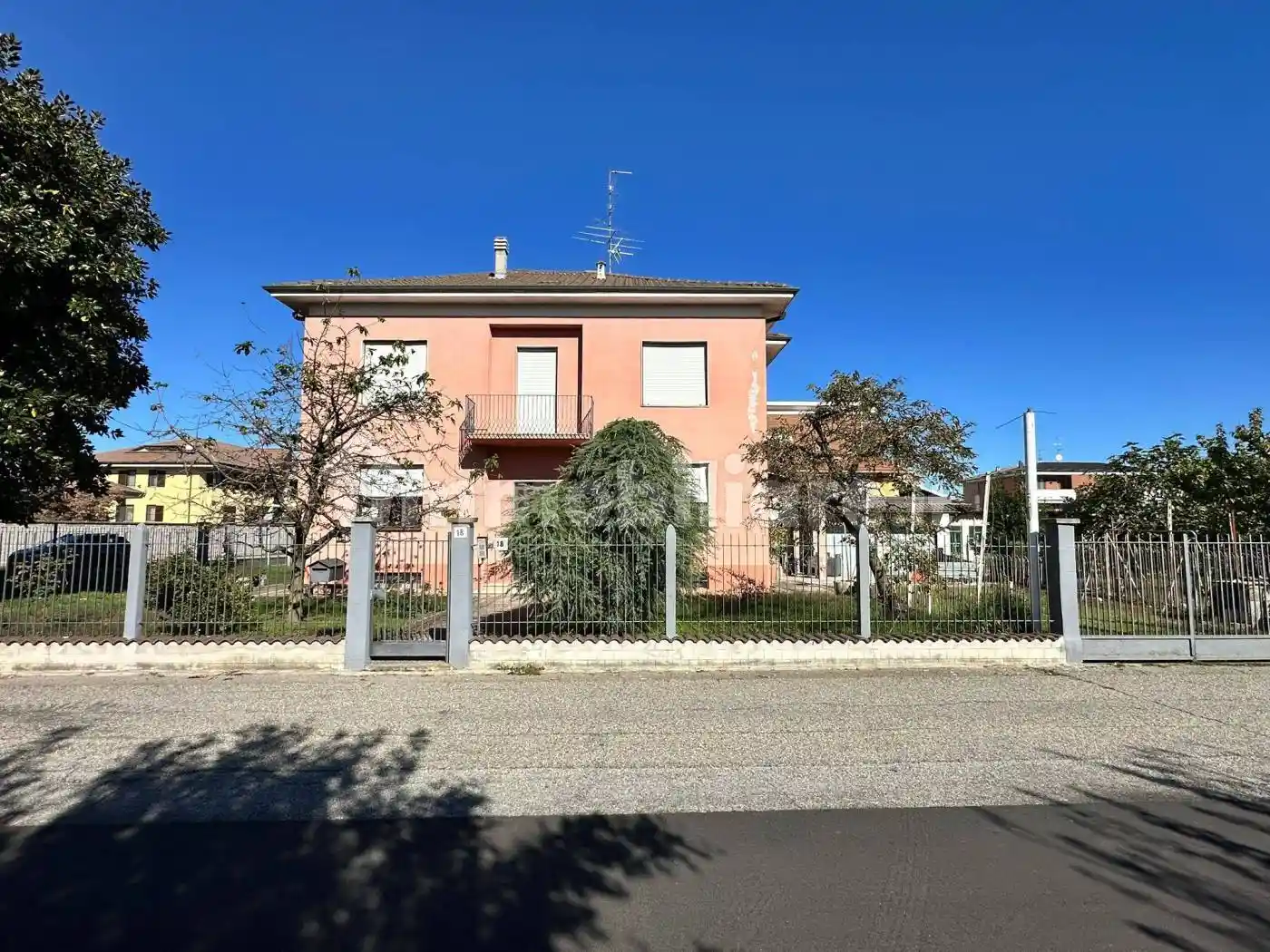 Villa in vendita a Cameri