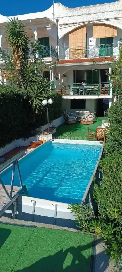 Villetta a schiera in affitto a Falerna