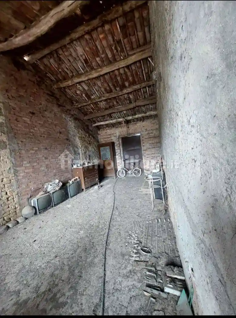 Cascina, da ristrutturare, 200 m², Azzano d'Asti - foto 4