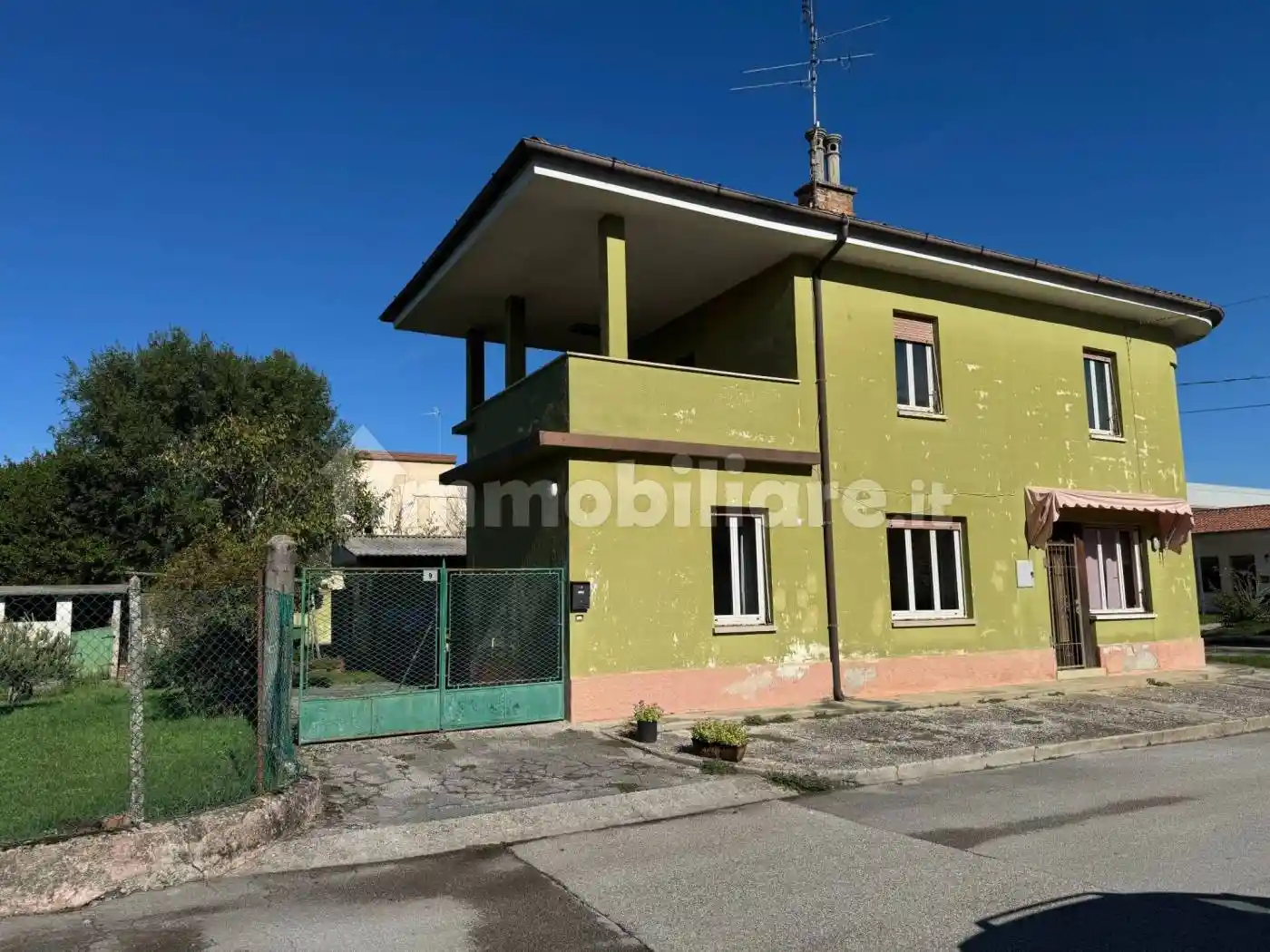 Villa unifamiliare via Nazario Sauro, Capriva del Friuli - foto 2