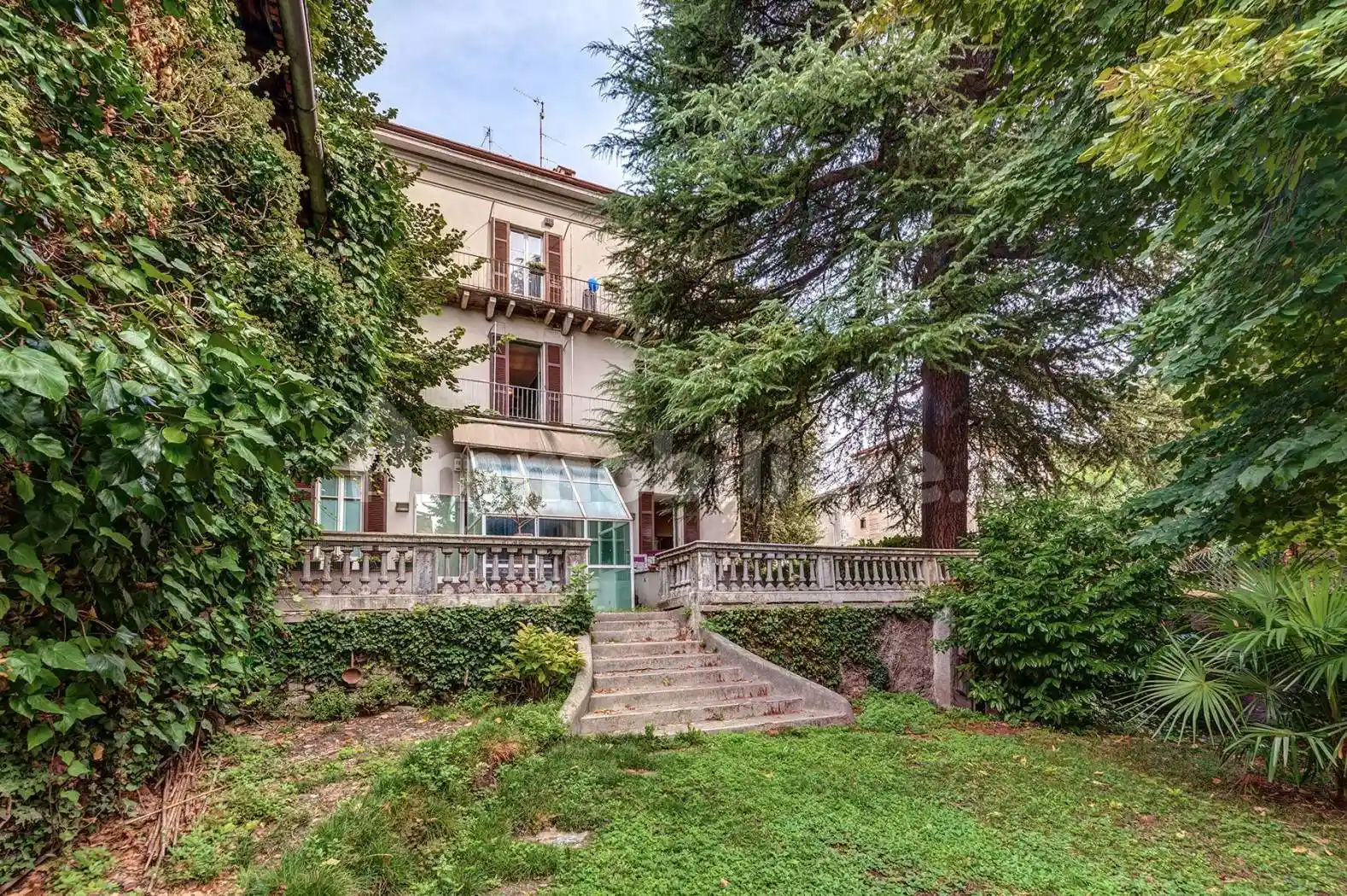 Villa in vendita a Como