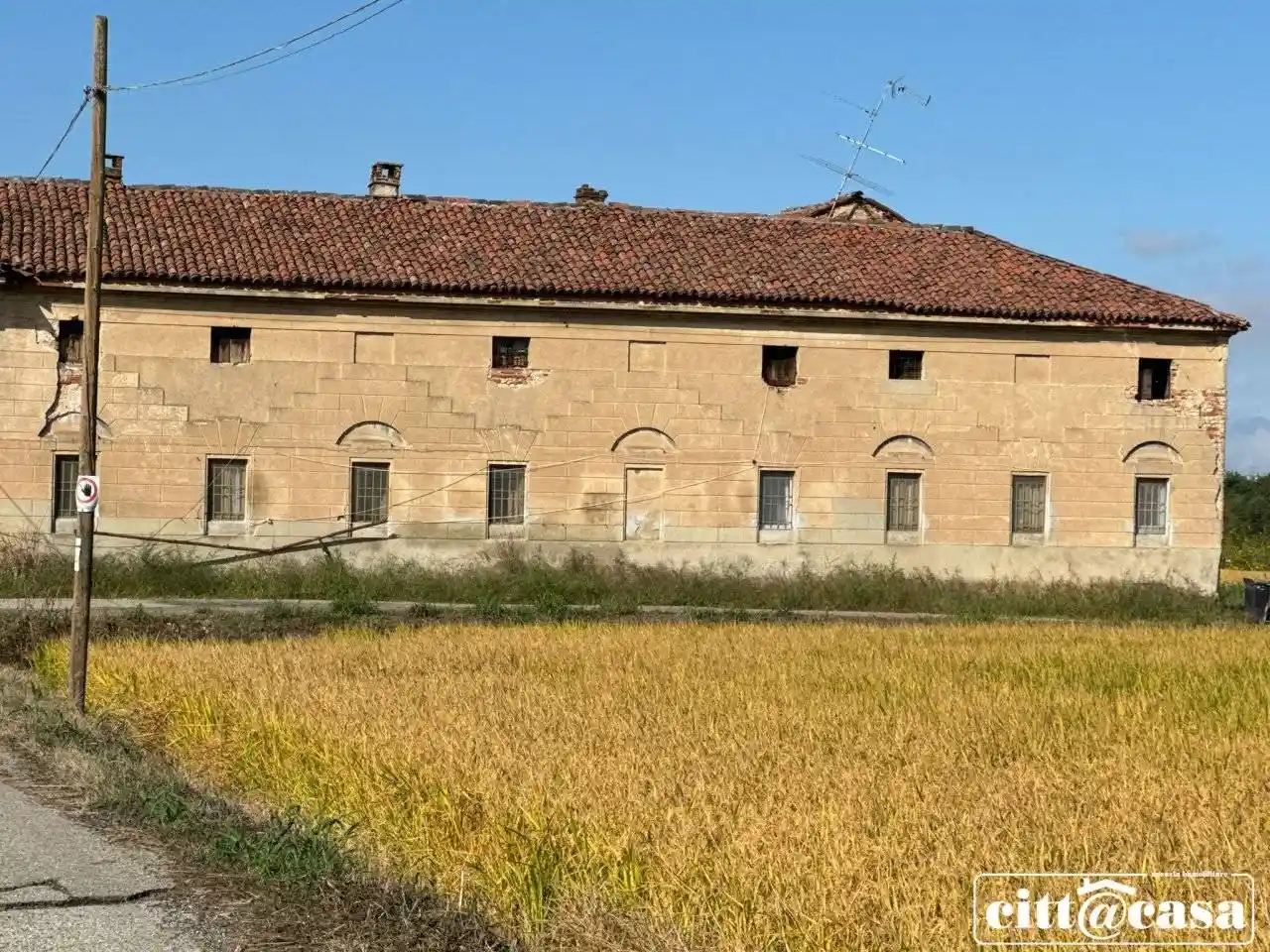 Cascina, da ristrutturare, 1000 m², Cappuccini, Vercelli - foto 2