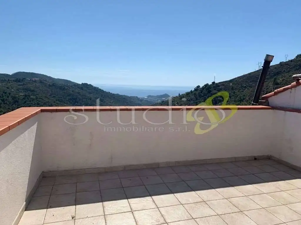 Appartamento in vendita a Seborga