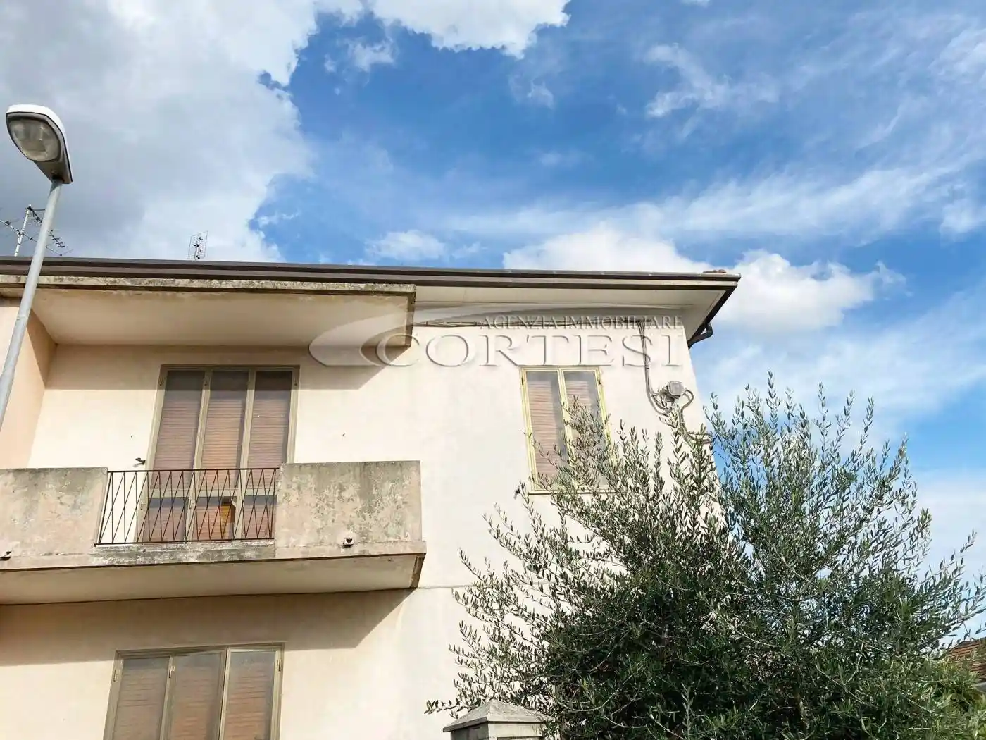 Rustico - Casale in vendita a San Costanzo