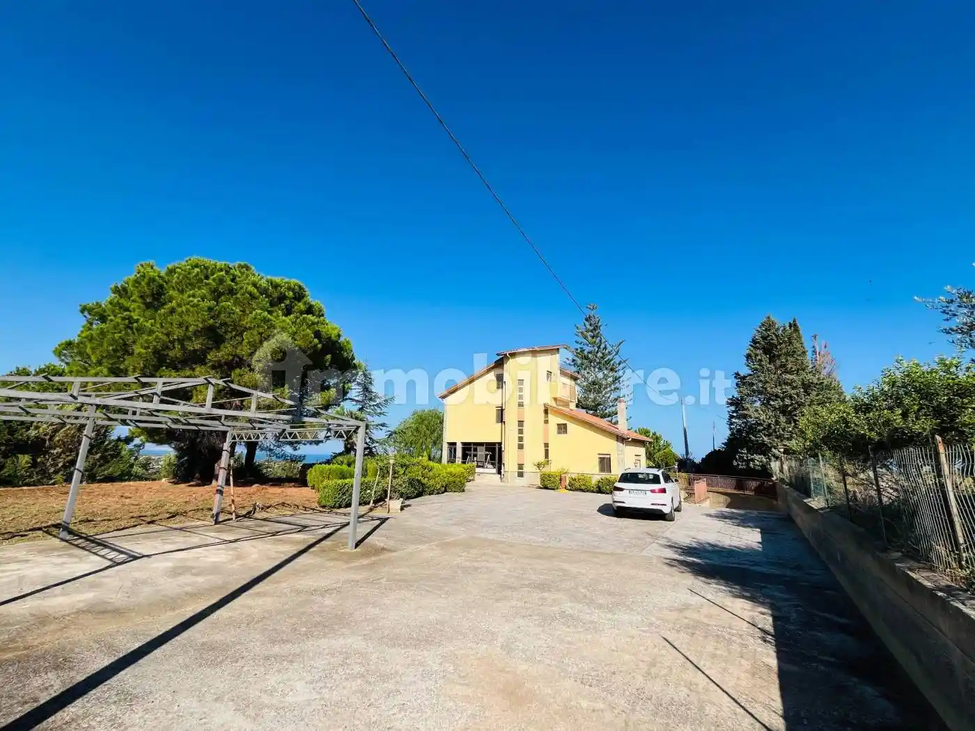 Villa in vendita a Lascari