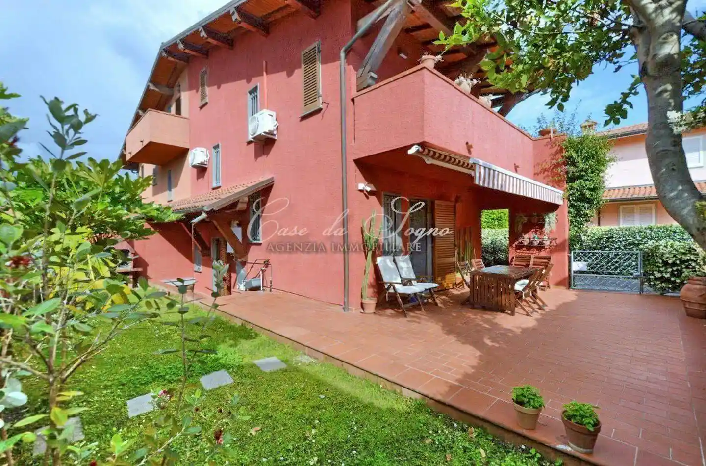Villa in vendita a Forte dei Marmi