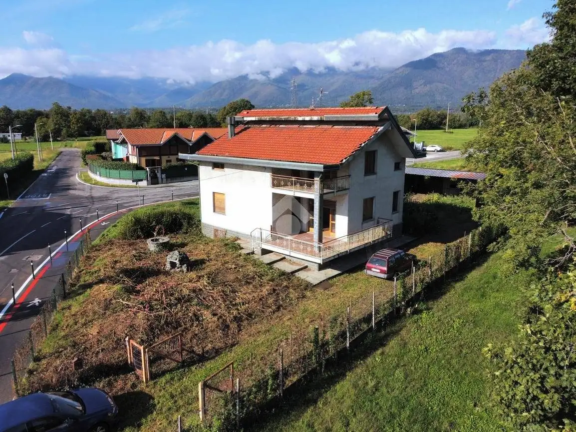 Casa indipendente in vendita a Villanova Canavese