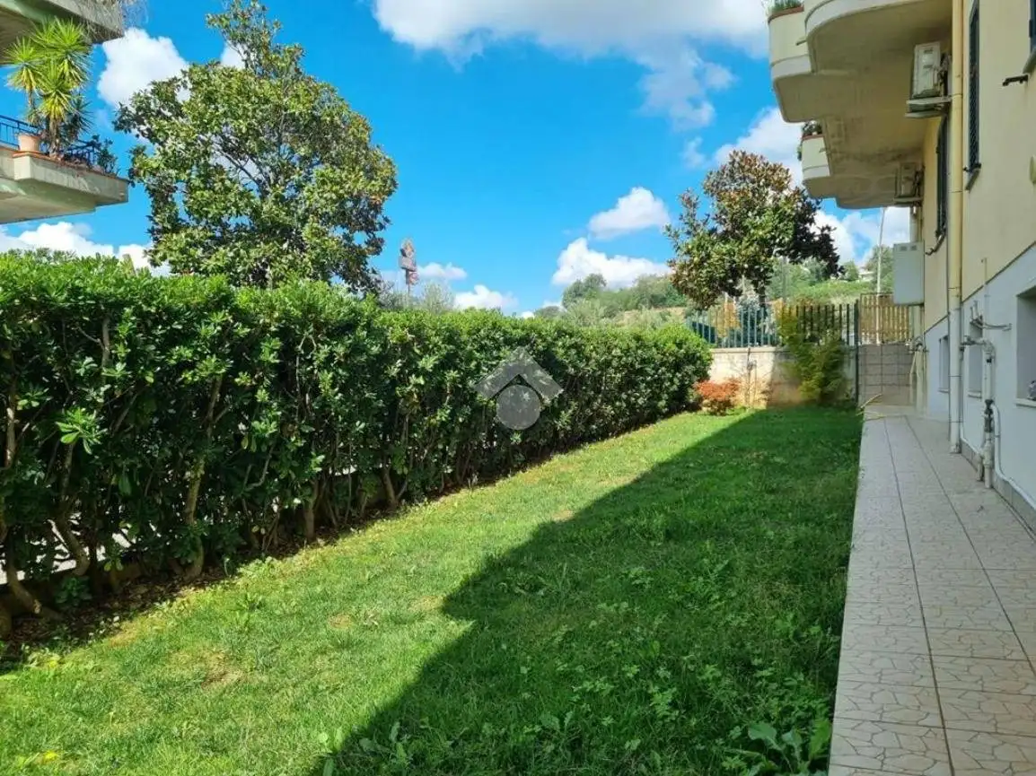 Appartamento in vendita a Castellalto