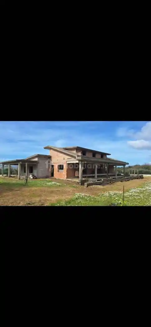 Villa in vendita a Pomezia