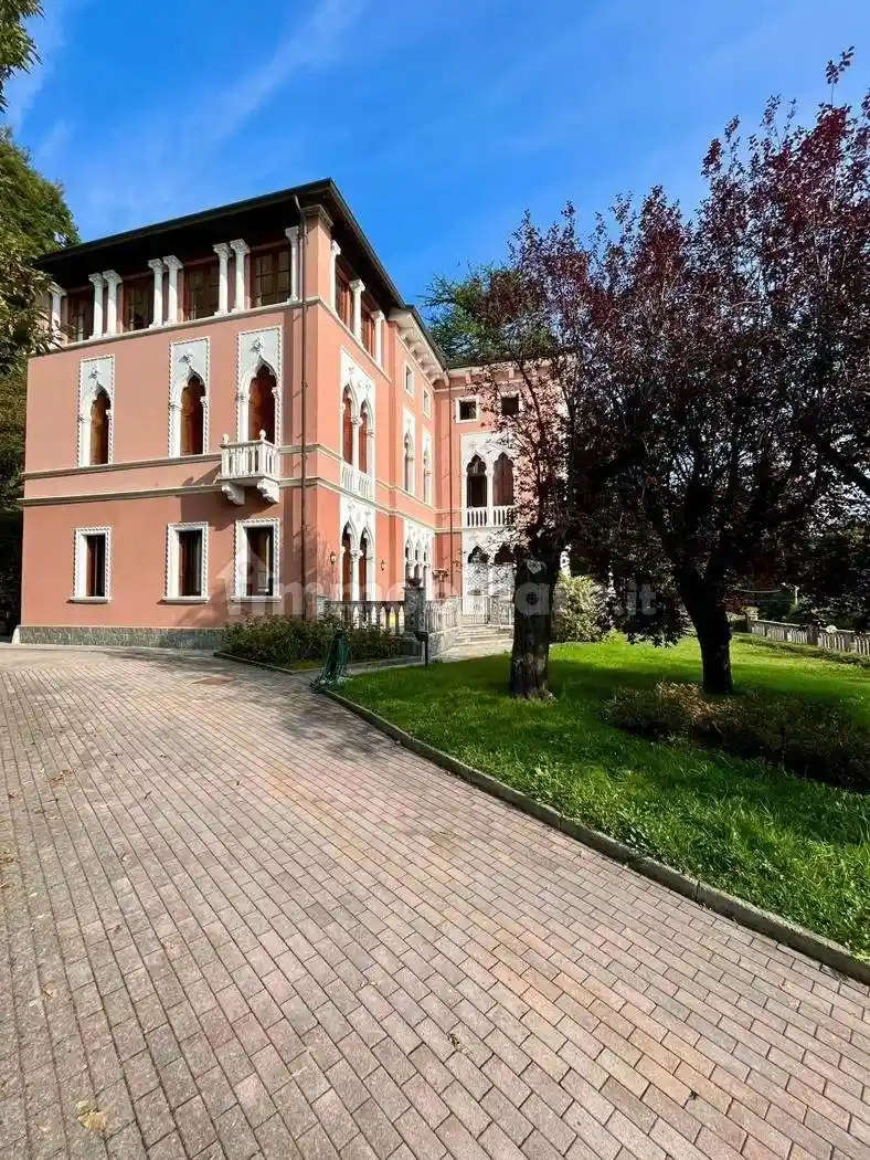 Appartamento in vendita a Alta Valle Intelvi