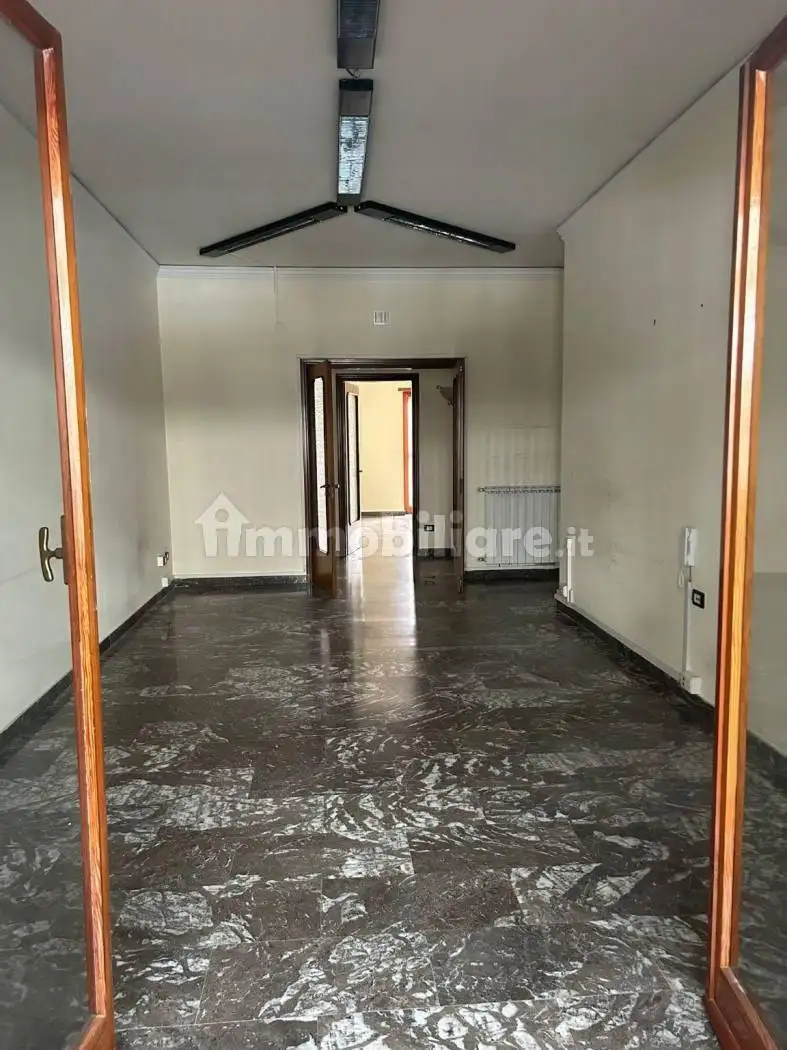 Appartamento via Talete di Mileto, Pianura, Napoli