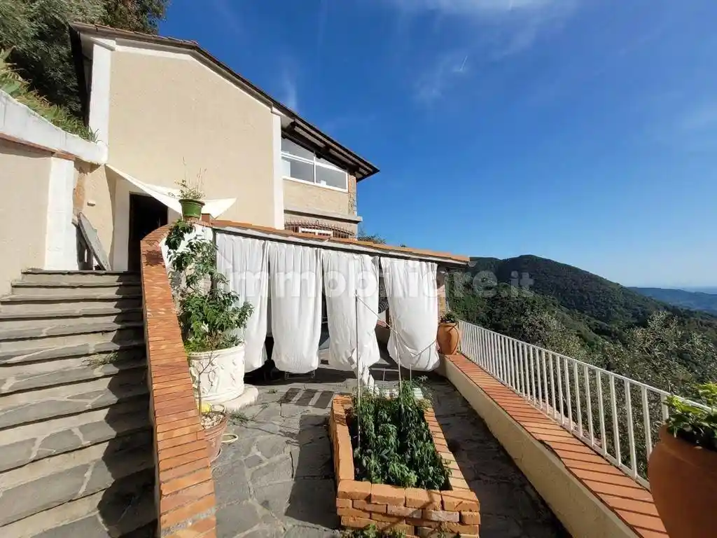 Villa in vendita a Camaiore