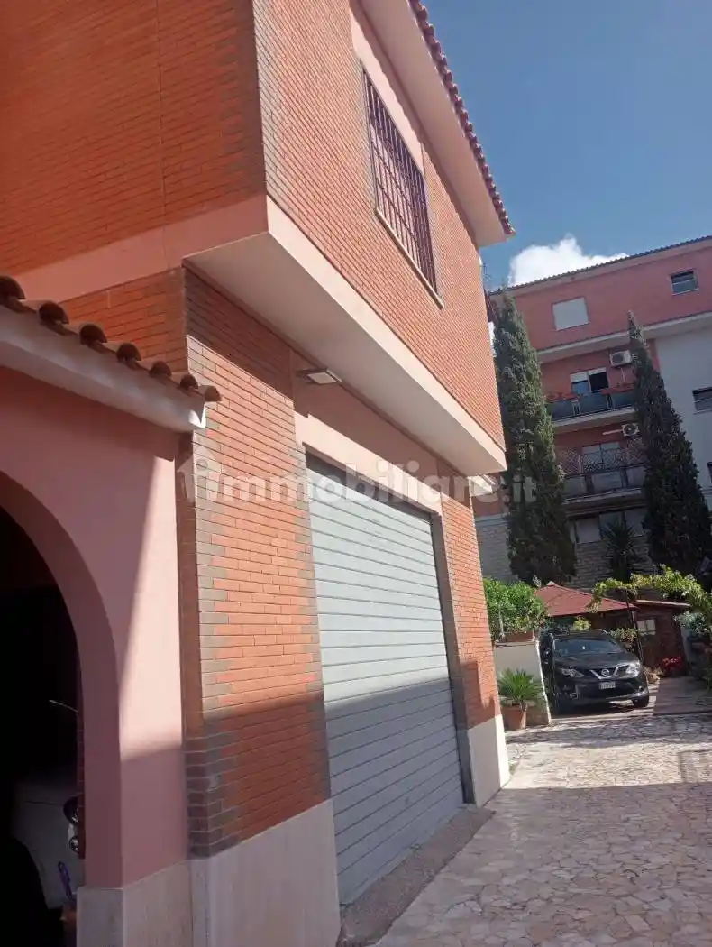 Trilocale via Serrata, Morena, Roma - foto 2