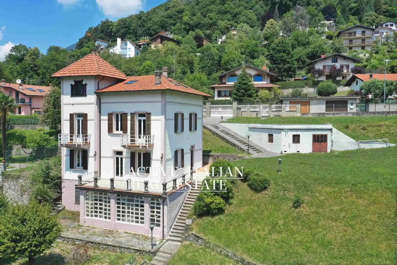 Villa in vendita a Dizzasco