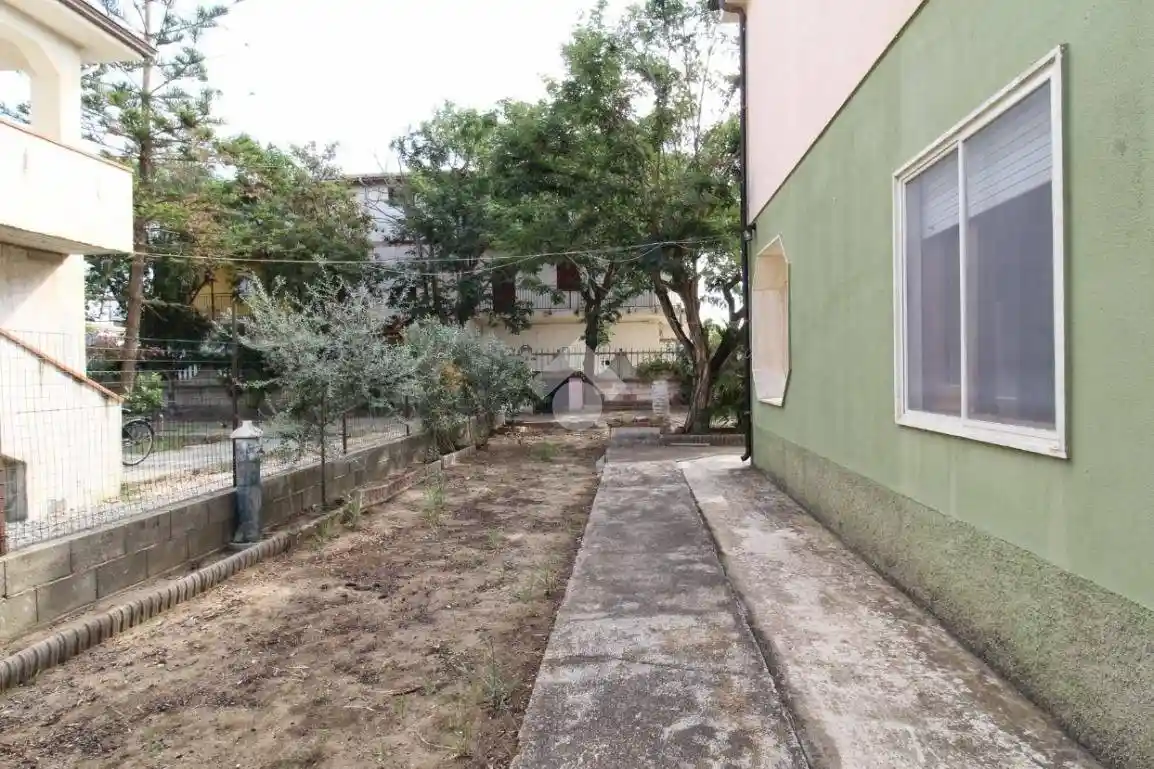 Palazzo - Edificio in Vendita - foto 3