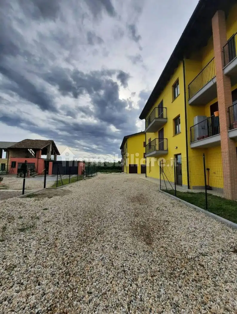 Appartamento in vendita a Castelletto di Branduzzo