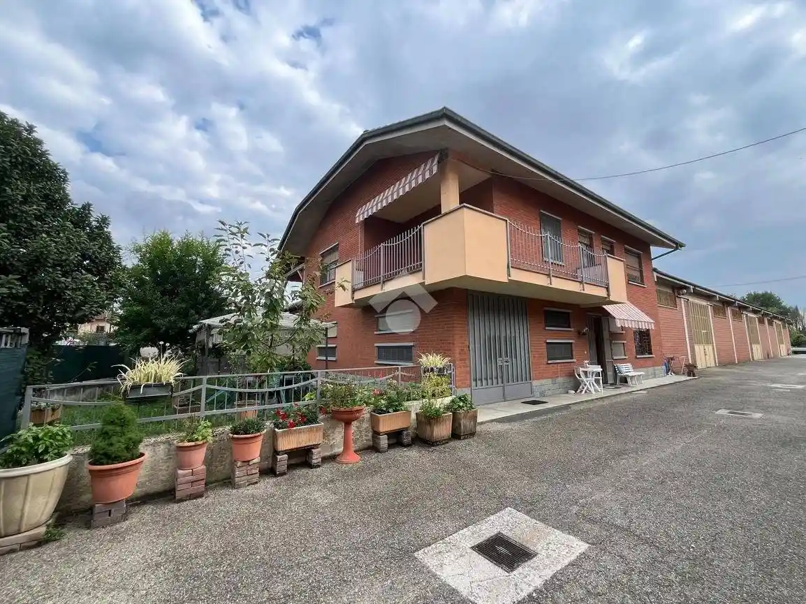 Villa in vendita a Poirino