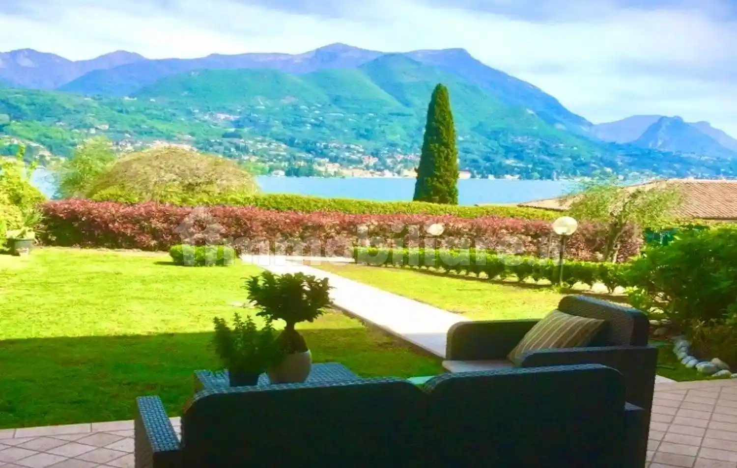 Villa in vendita a San Felice del Benaco