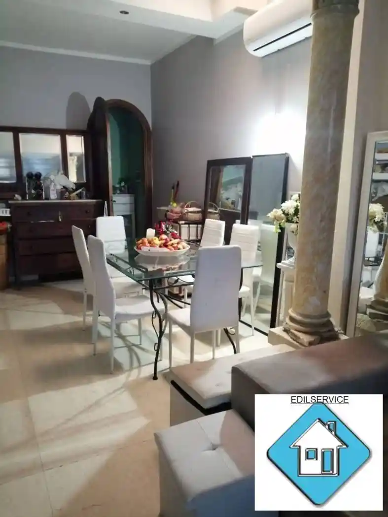 Palazzo - Edificio in vendita a Canicattini Bagni