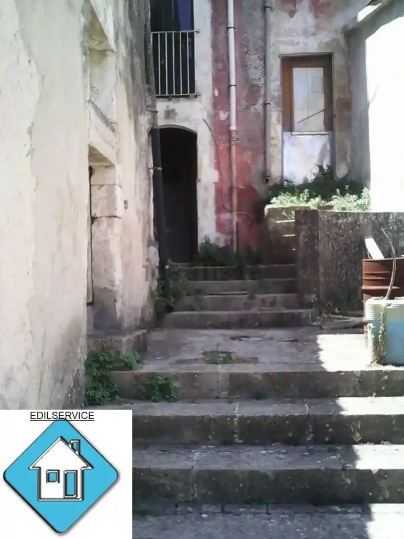 Palazzo - Edificio in vendita a Palazzolo Acreide