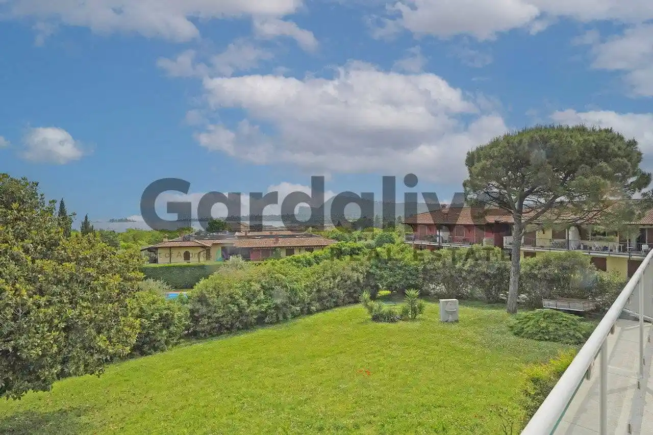 Villa in vendita a Manerba del Garda