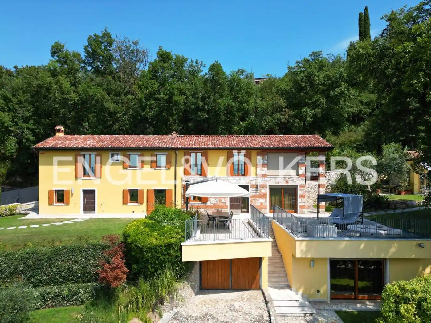 Villa in vendita a Bardolino