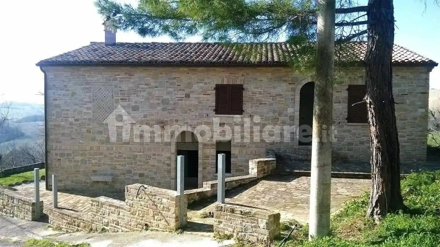 Rustico - Casale in vendita a Cingoli