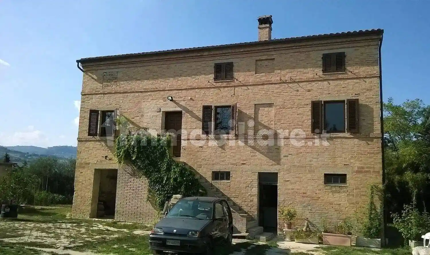 Rustico - Casale in vendita a Cingoli