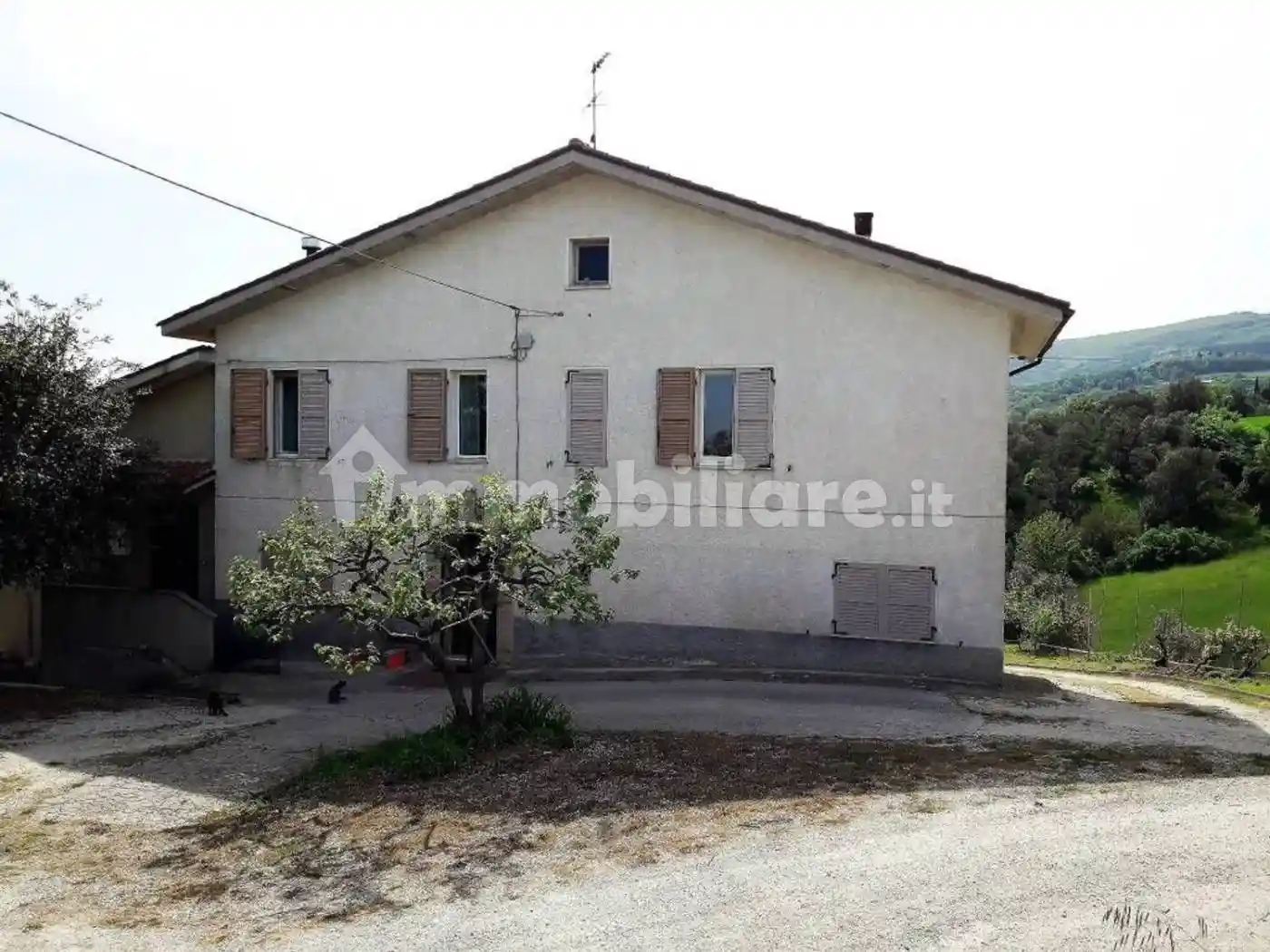 Rustico - Casale in vendita a Treia