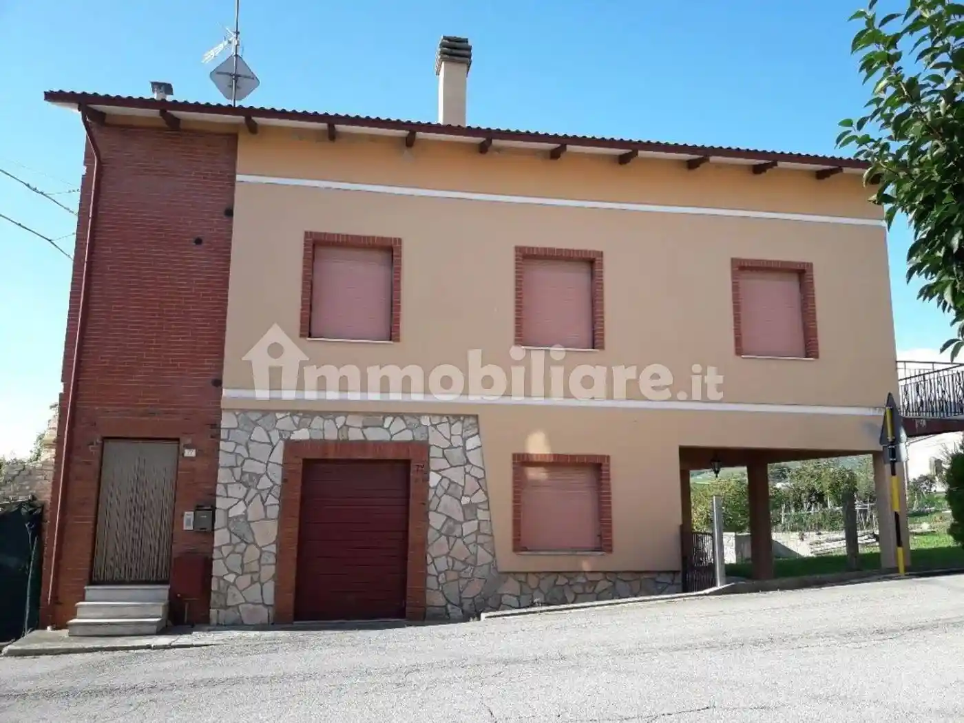 Villa in vendita a Cingoli