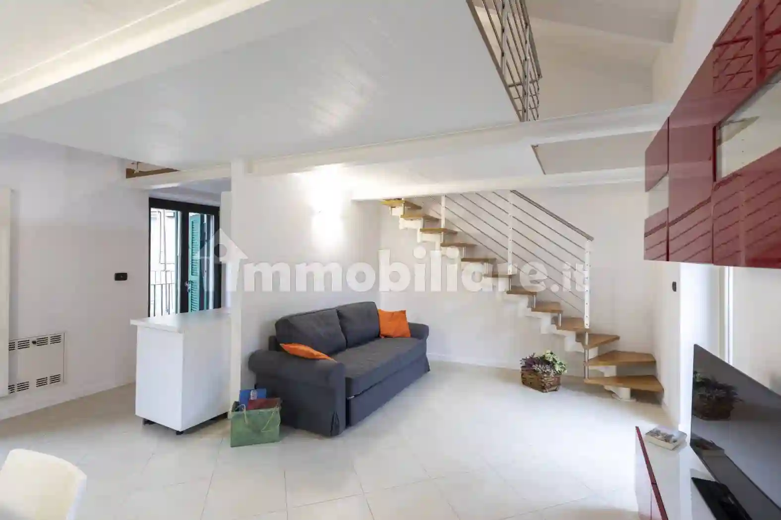 Loft - foto 4