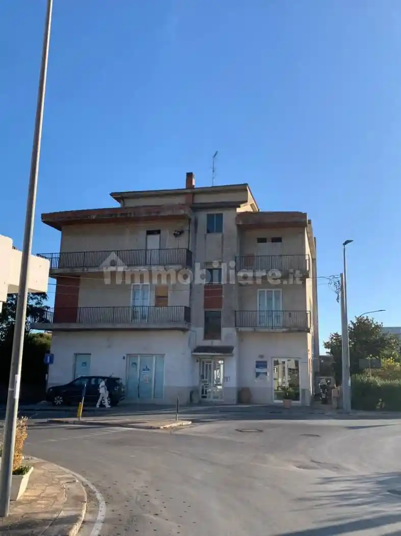 Palazzo - Edificio in vendita a Modica