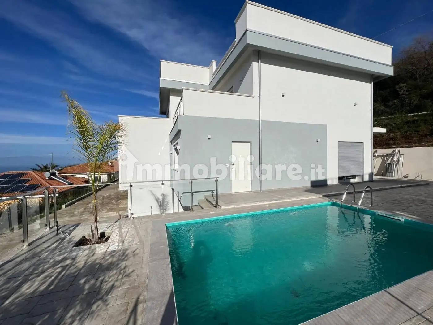 Villa in vendita a Zambrone